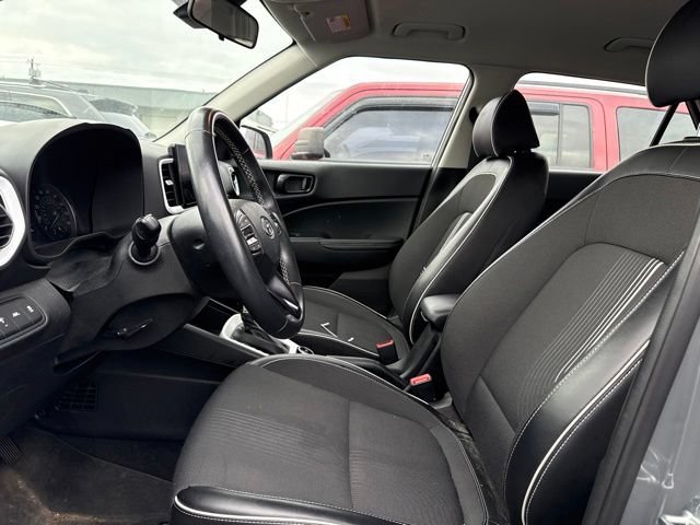Used 2022 Galactic Gray Hyundai Limited image 5