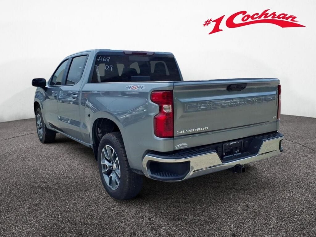 New 2026 Sterling Gray Metallic Chevrolet LT image 4