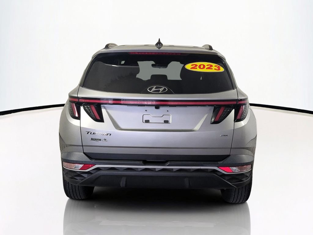 Used 2023 Silver Hyundai SEL image 6