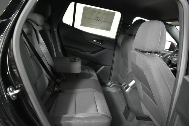New 2027 Mosaic Black Metallic Chevrolet LT image 18