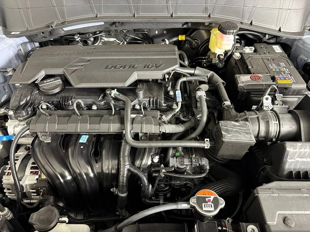 New 2027 Pale Gray Kia S image 37