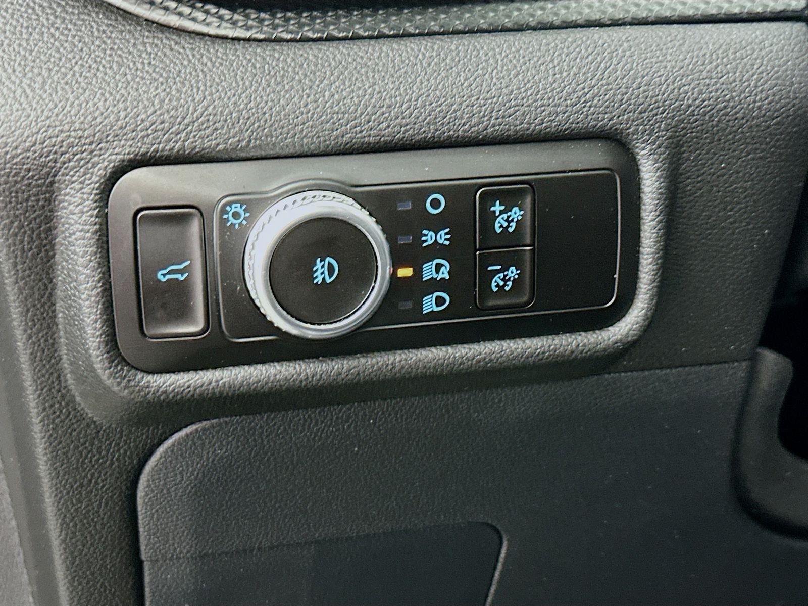 Used 2023 Gray Metallic Ford ST image 10