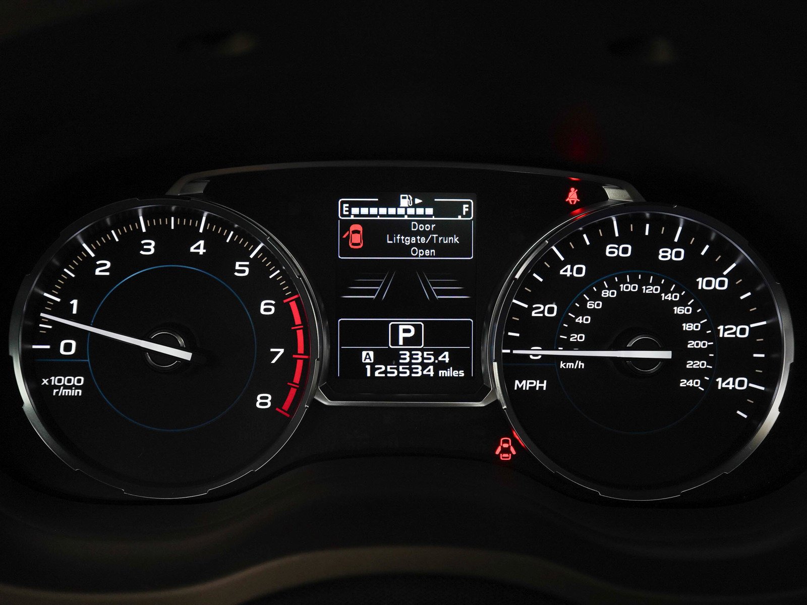 Used 2018 Crystal White Pearl Subaru 2.5i Premium image 24
