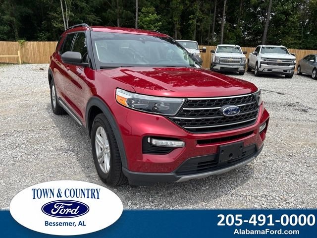 Used 2020 Red Ford XLT image 1