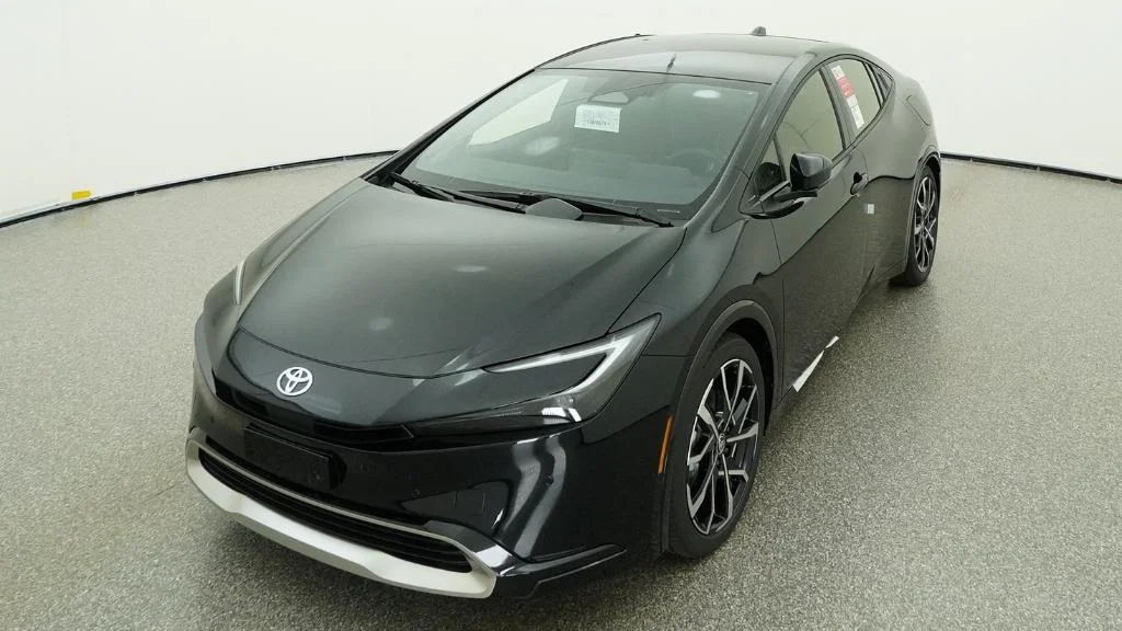 New 2026 Midnight Black Metallic Toyota XSE image 16
