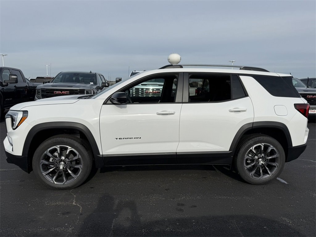 2026 GMC TERRAIN - Image 4