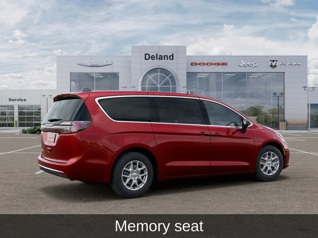 New 2026 Red Hot Pearl-Coat Exterior Paint Chrysler Select image 4