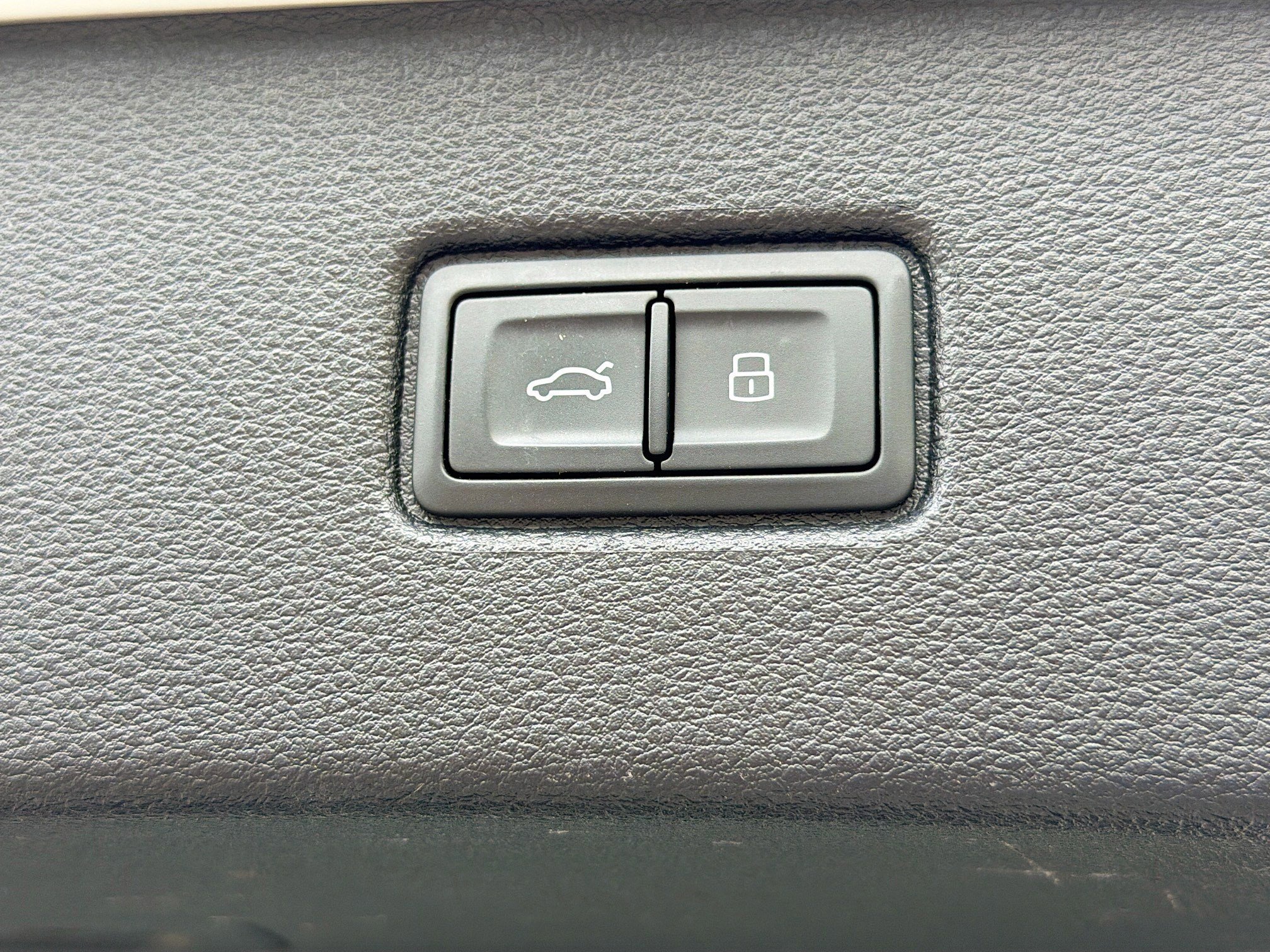 Used 2023 Carrara White Audi Premium Plus image 28