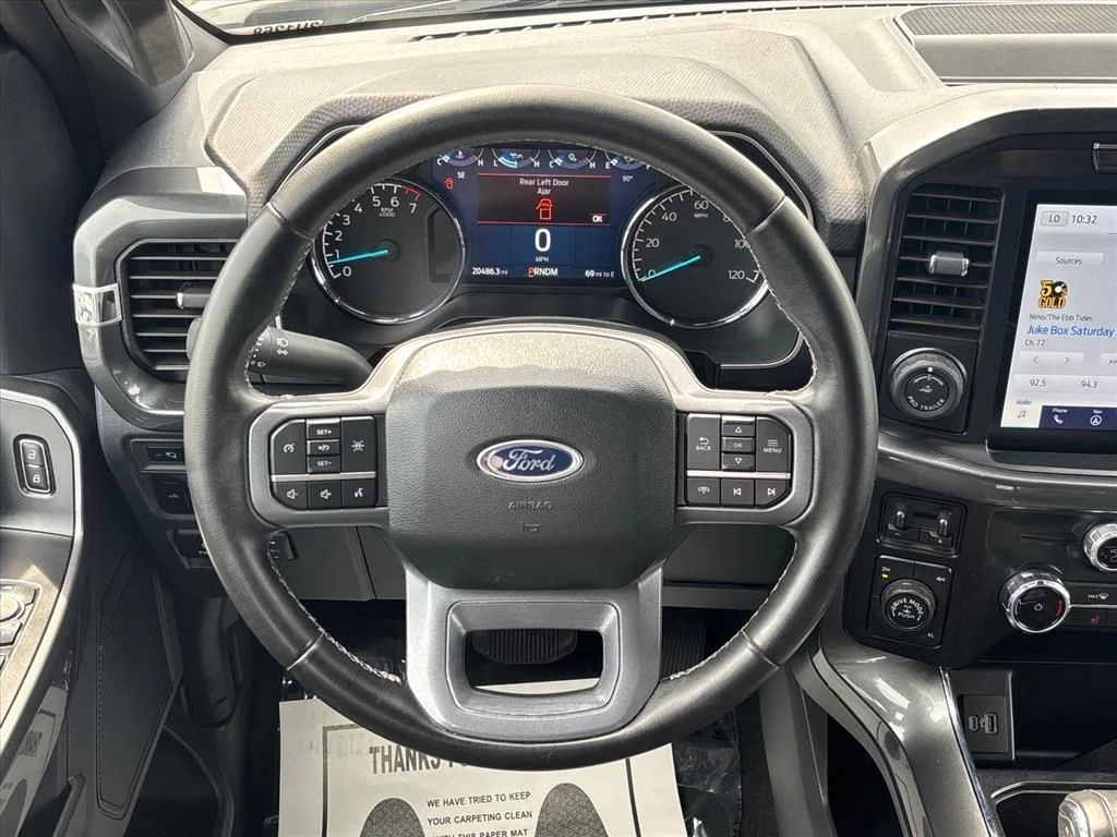 Used 2023 Silver Ford XLT image 23