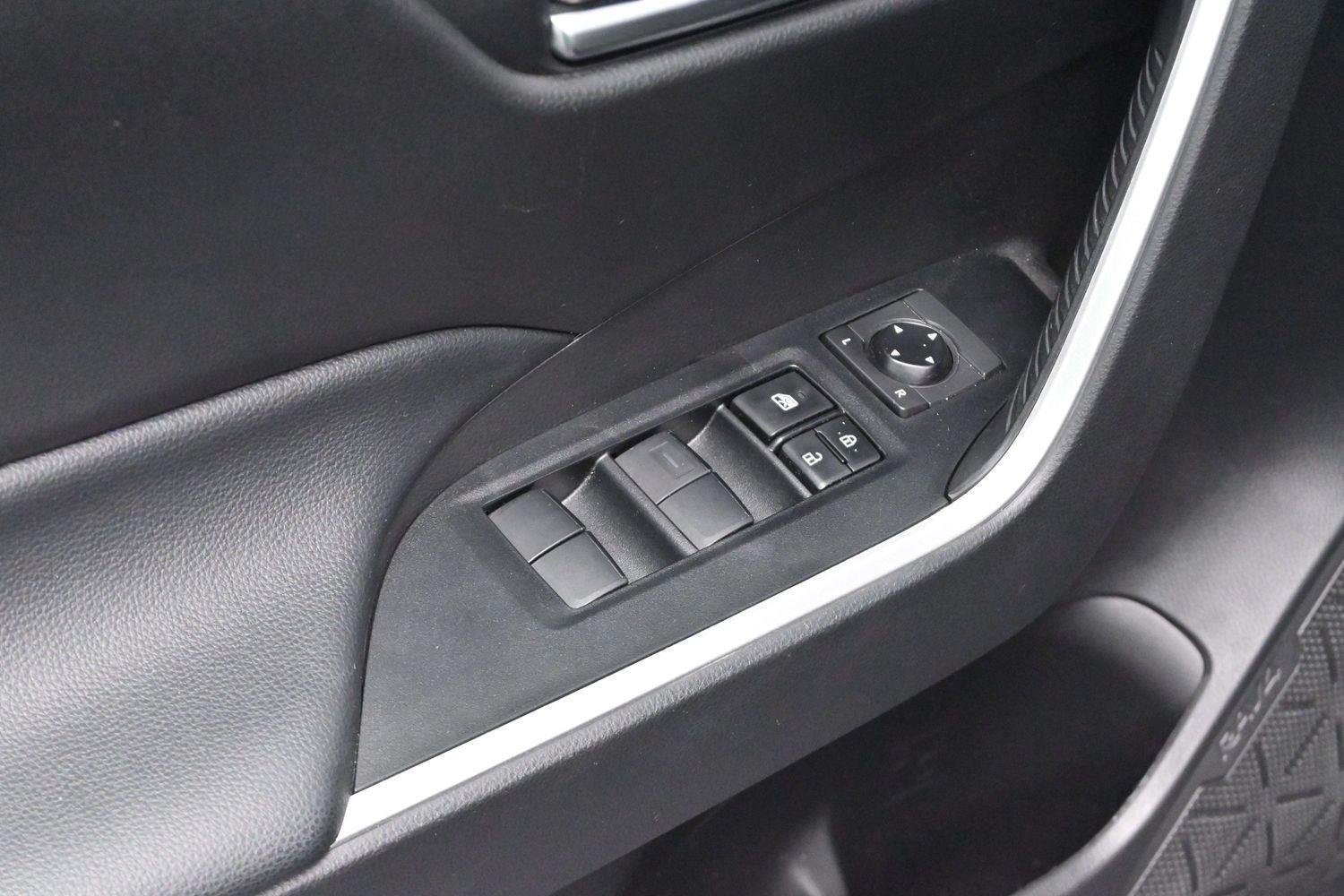 Used 2021 Magnetic Gray Metallic Toyota XLE image 10