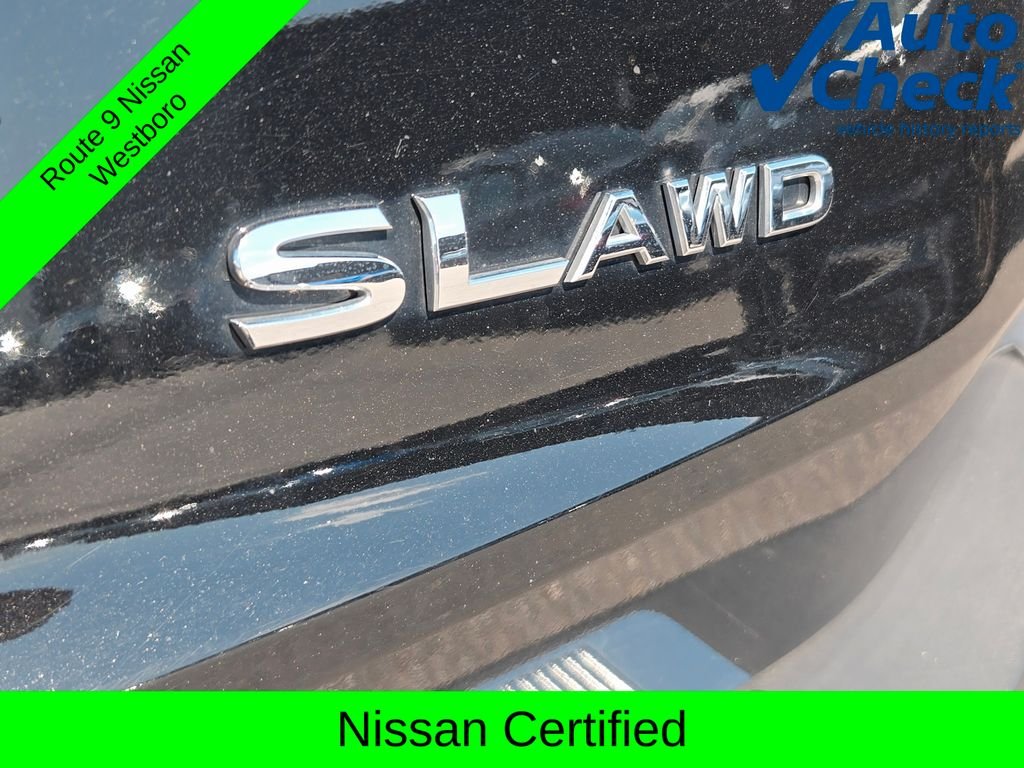 Used 2023 Black Nissan SL image 9