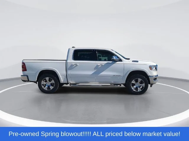 Used 2022 White Ram Laramie image 9