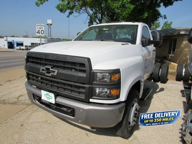 2023 Chevrolet Silverado 6500HD 1WT