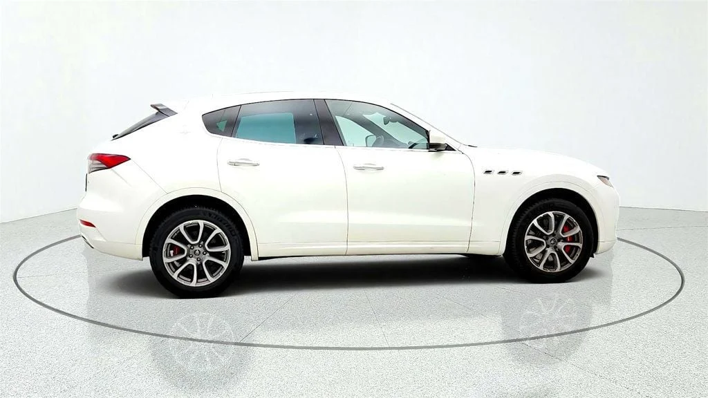 Used 2021 Bianco Maserati S 3.0L w/ Driver Assistance Pack image 4