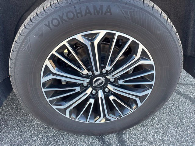 Used 2025 White Nissan SL image 6