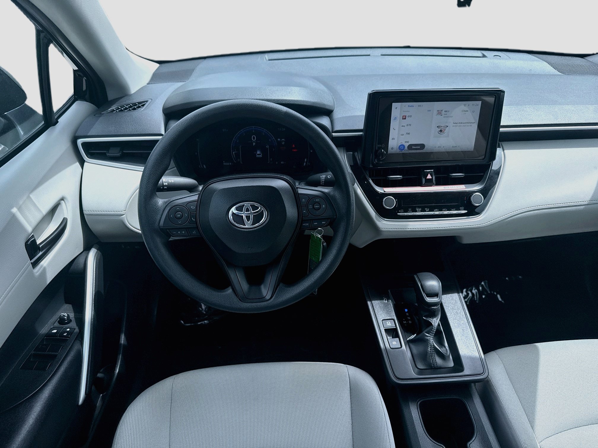 Used 2026 Jet Black Toyota L image 18