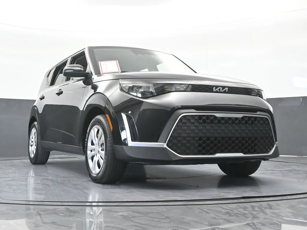 Used 2023 Fusion Black Kia LX image 50