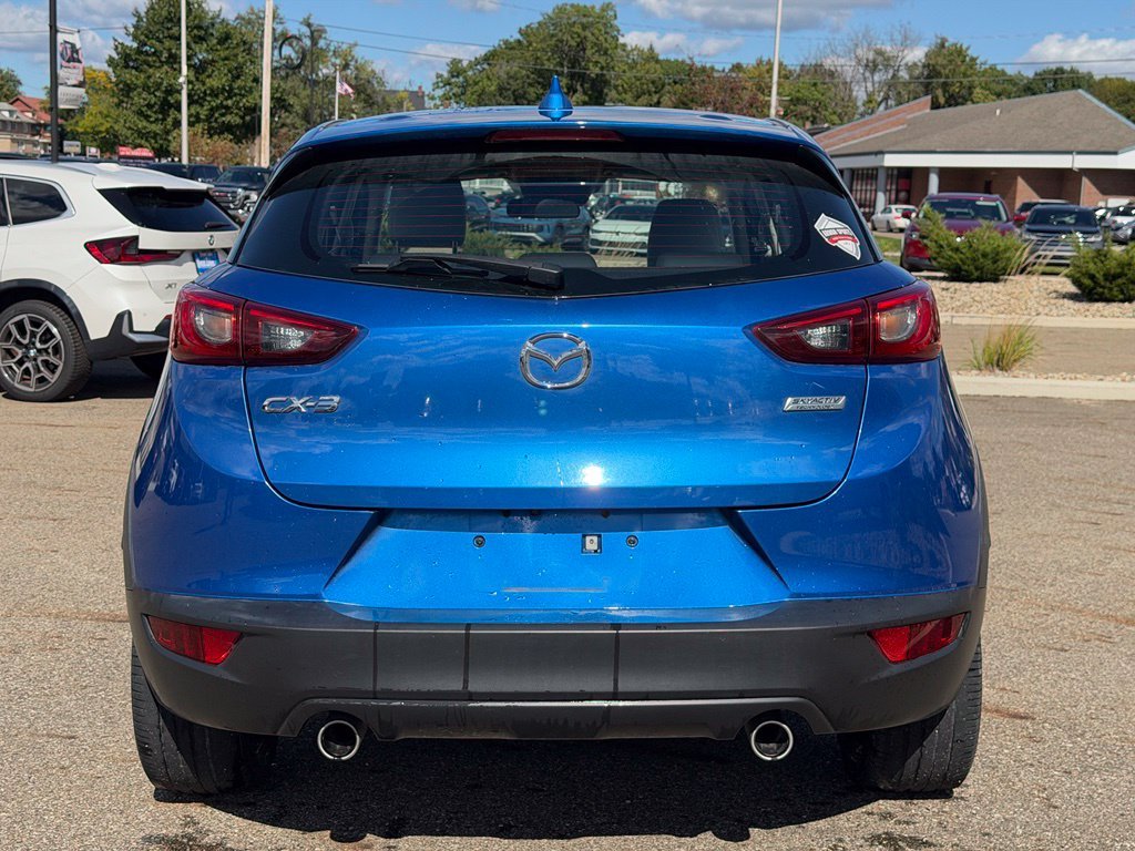 Used 2016 Blue Mazda Grand Touring image 4
