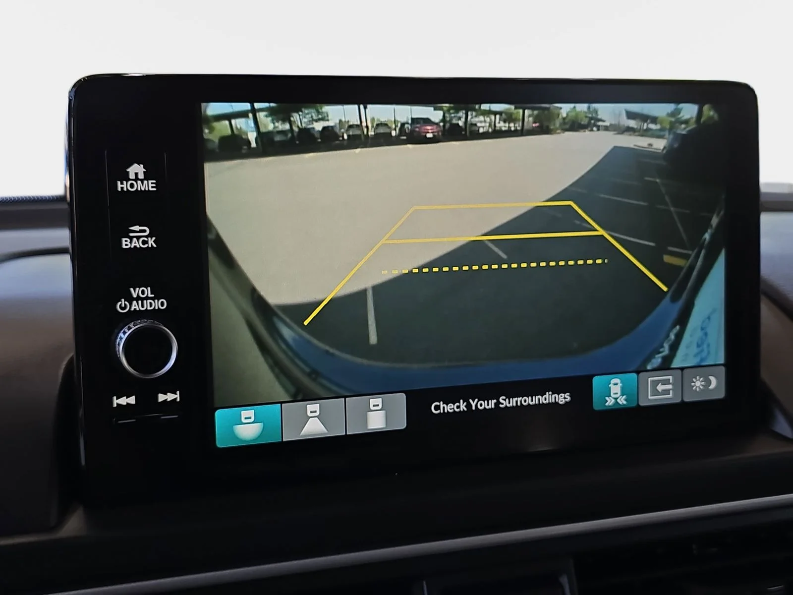 2025 Honda Pilot Touring - Photo 23
