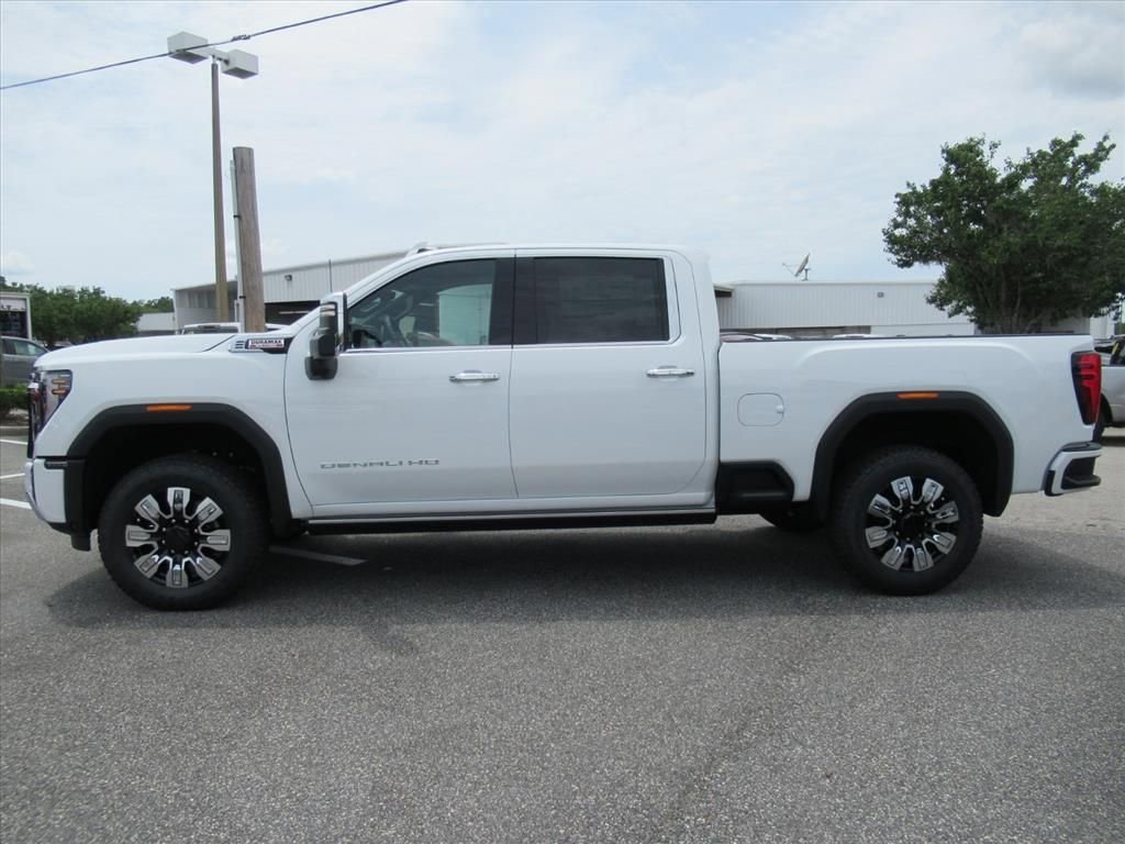 New 2026 Summit White GMC Denali image 4