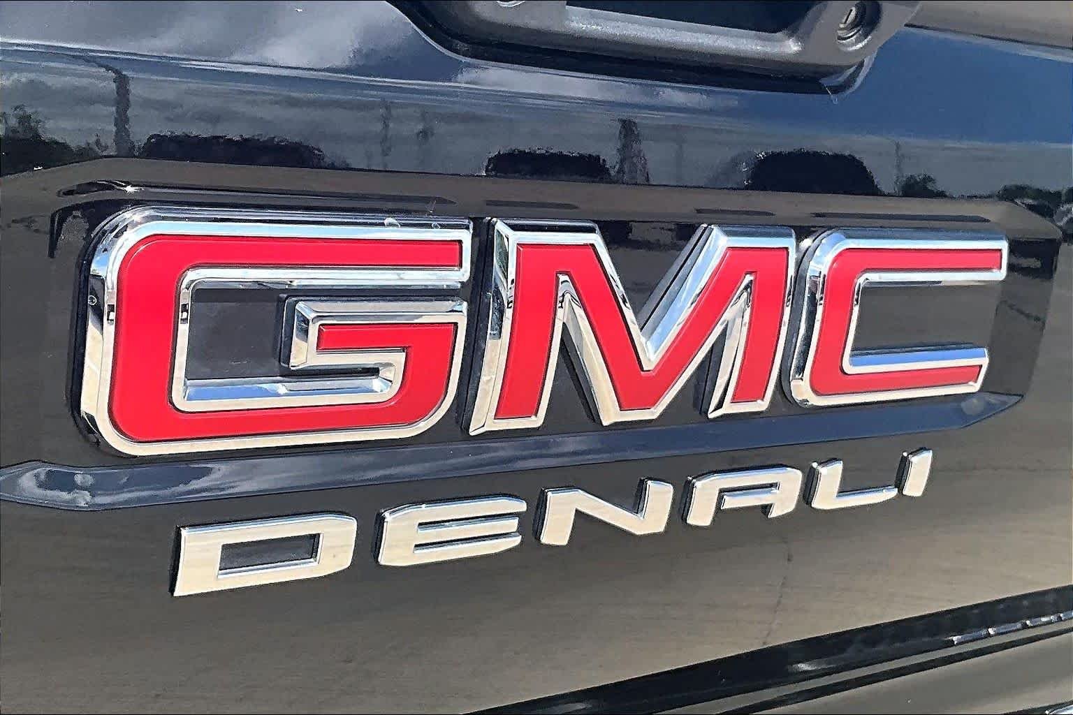 2023 GMC Canyon Denali - Photo 17