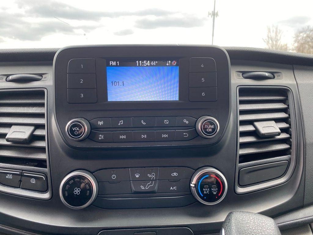 Used 2023 Oxford White Ford Base image 14