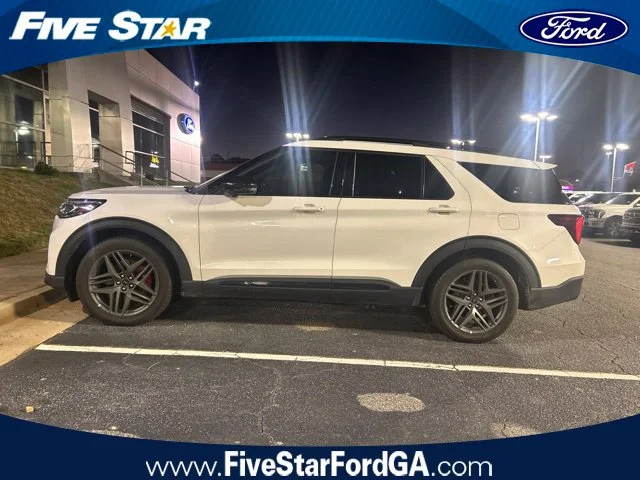 Used 2025 White Metallic Ford ST image 1