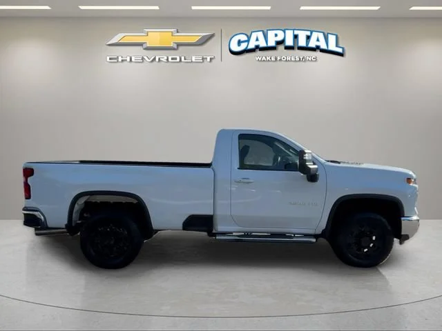 Used 2025 Summit White Chevrolet LT image 6