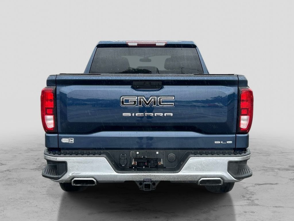 Used 2019 Blue GMC SLE image 4
