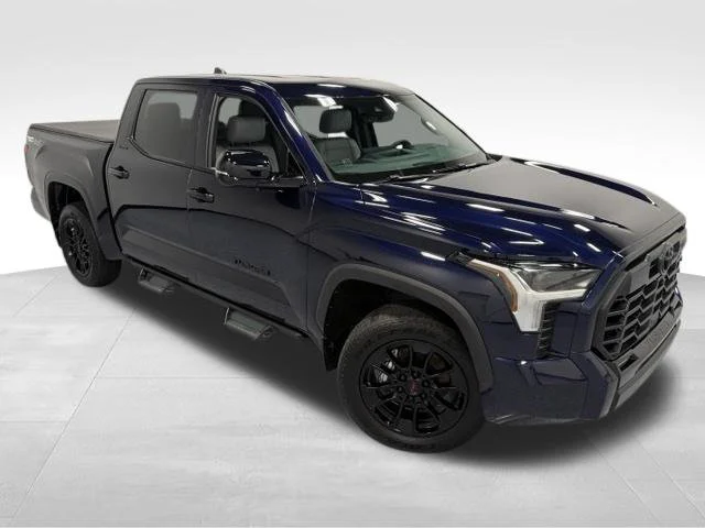 Used 2025  Toyota Limited image 34