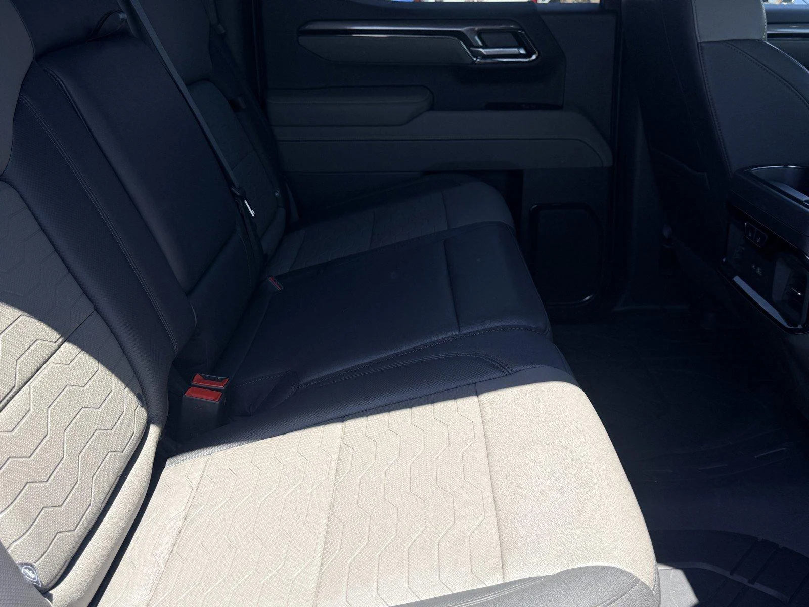Used 2025 Cypress Gray Chevrolet ZR2 image 10