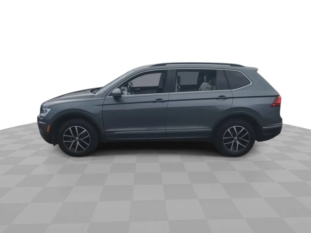 Used 2021 Black Volkswagen 2.0T SE image 5