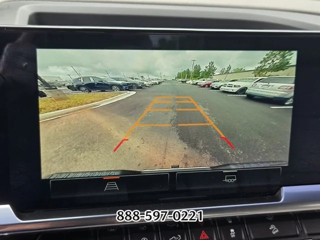 Used 2022 Quicksilver Metallic GMC SLE image 22