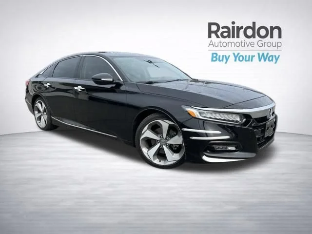 Used 2018 Crystal Black Pearl Honda Touring 1.5T image 1