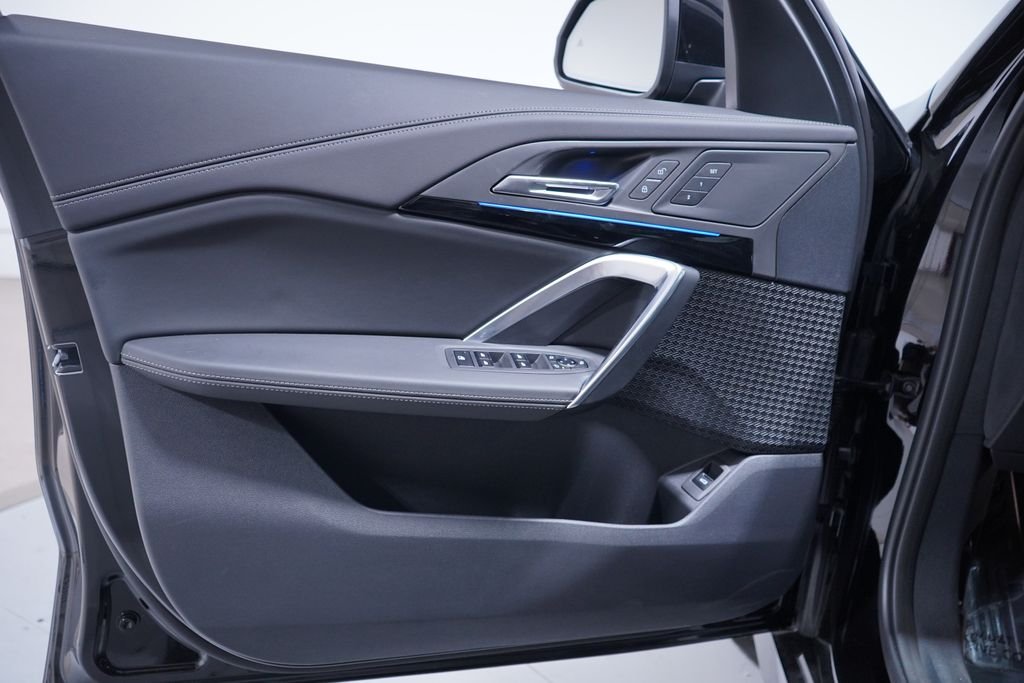 New 2026 Jet Black BMW xDrive28i image 12