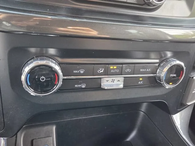 Used 2023 White Ford XLT image 28