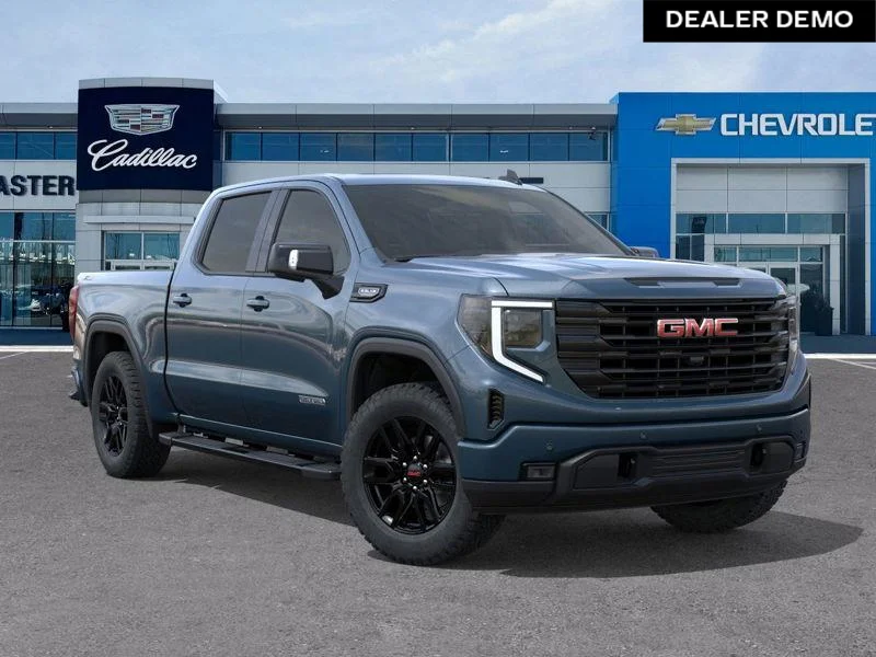 Used 2026  GMC Elevation image 7