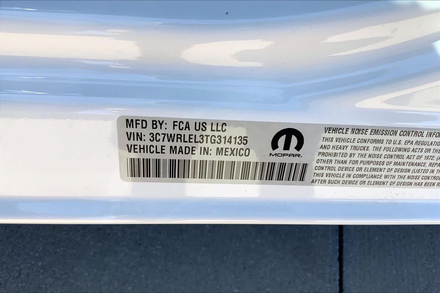 New 2026 Bright White Clear-Coat Exterior Paint RAM Tradesman image 19