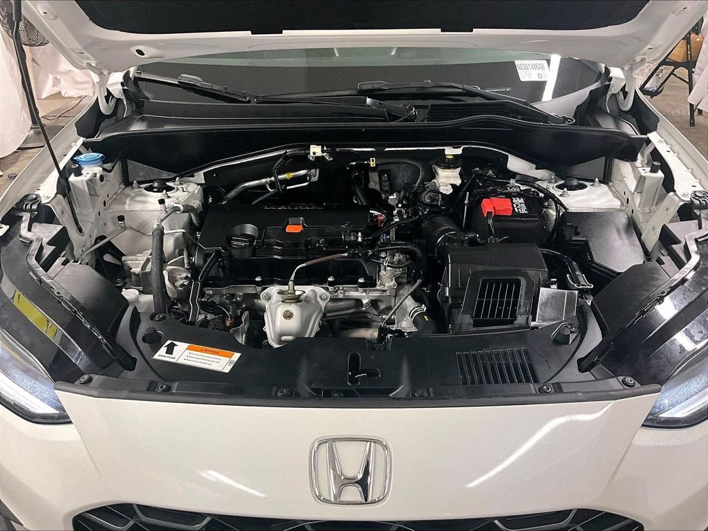 Used 2023 Platinum White Pearl Honda LX image 29