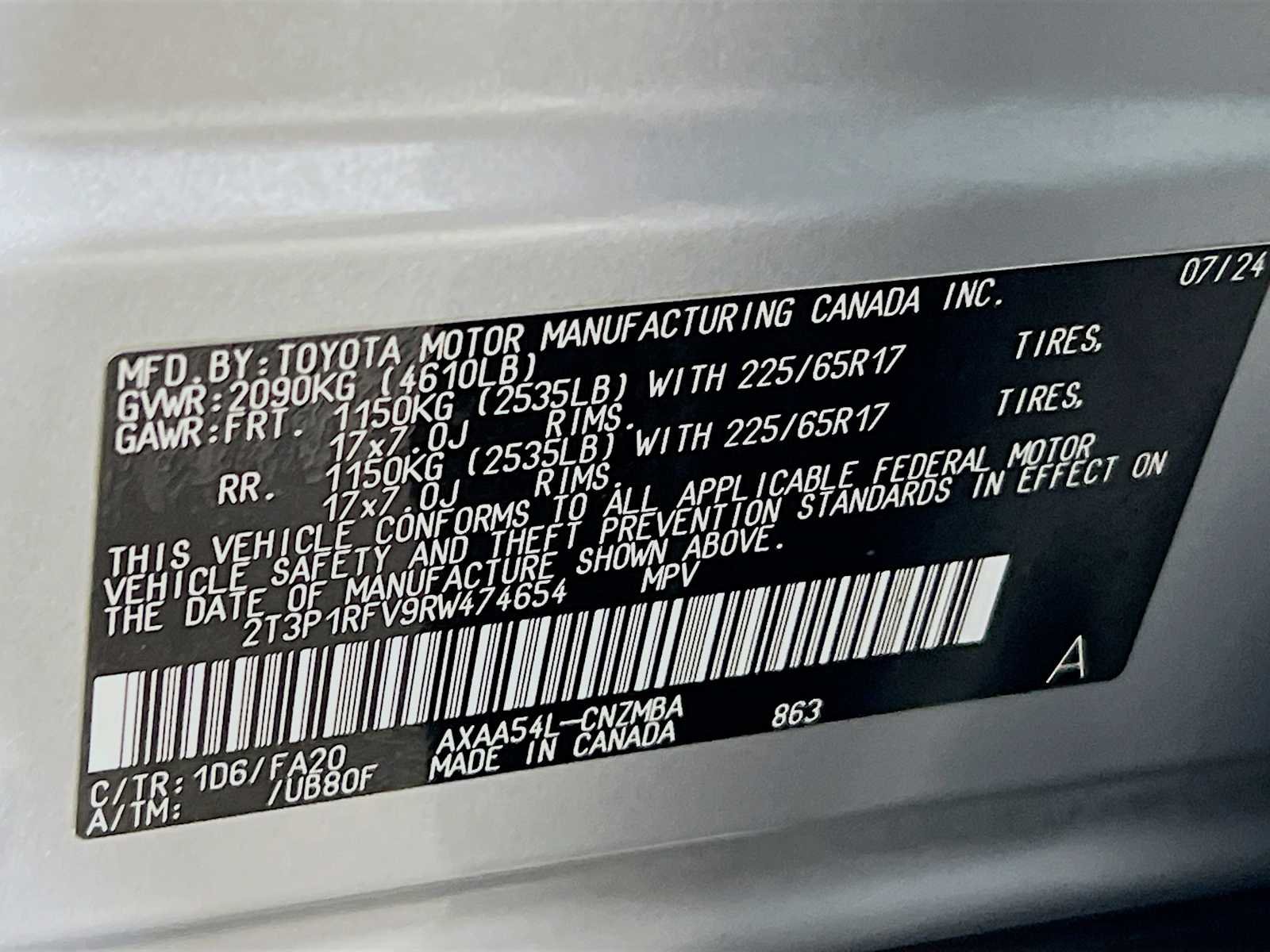 Used 2024 Silver Sky Metallic Toyota XLE image 31