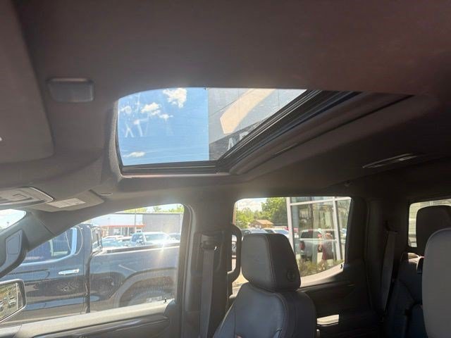Used 2023 Onyx Black GMC AT4 image 13
