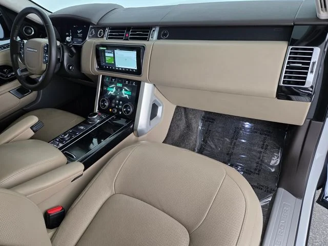 Used 2019 Fuji White Land Rover 3.0L V6 Supercharged HSE image 18