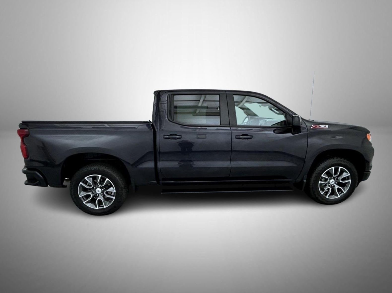Used 2024 Gray Chevrolet RST image 4