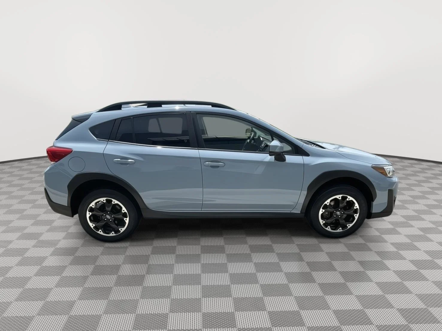 Used 2023 Cool-Gray Khaki Subaru Premium image 14