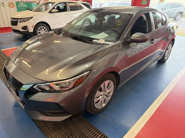 Used 2022 Gray Nissan S image 2