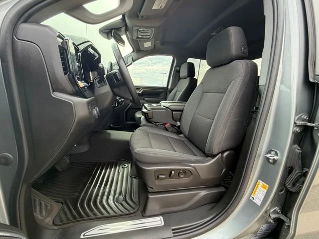 2023 Chevrolet Silverado 1500 LT - Photo 10