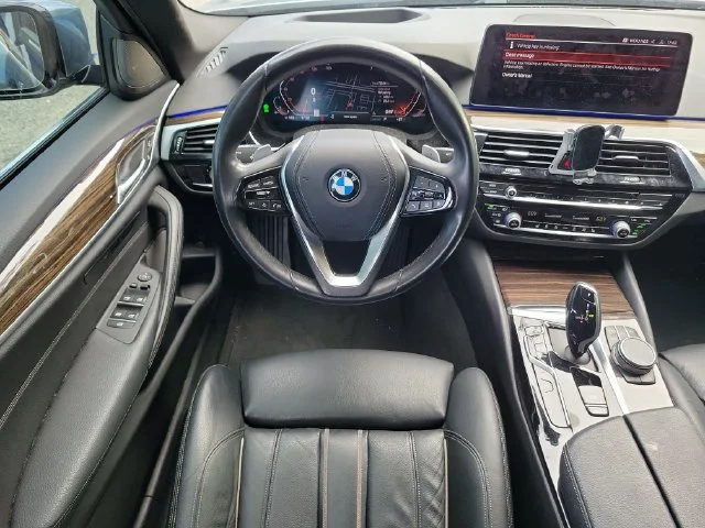 2021 BMW 5 Series 530i - Photo 15