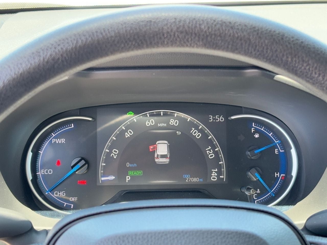 2025 Toyota RAV4 LE - Photo 21