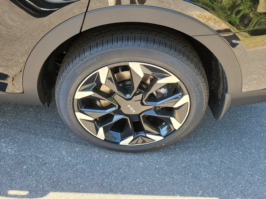 New 2026 Ebony Black Kia EX image 40