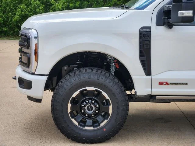 New 2026 Star White Metallic Tri-Coat Ford F-250® Platinum® image 29